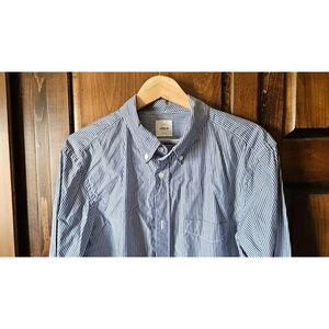 The Gap Lived-In Striped Men's Button Down Shirt | Large